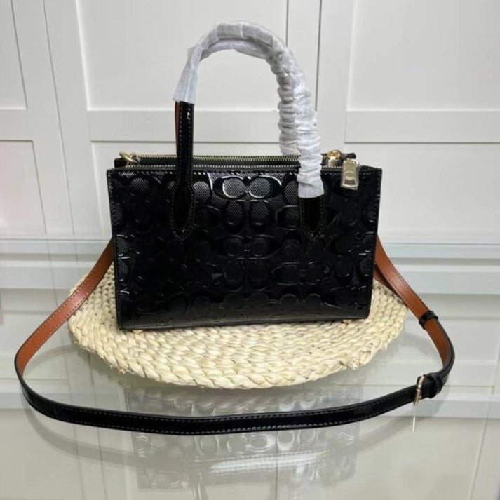 Coach Nina Small Tote Bag In Signature Leather CV400