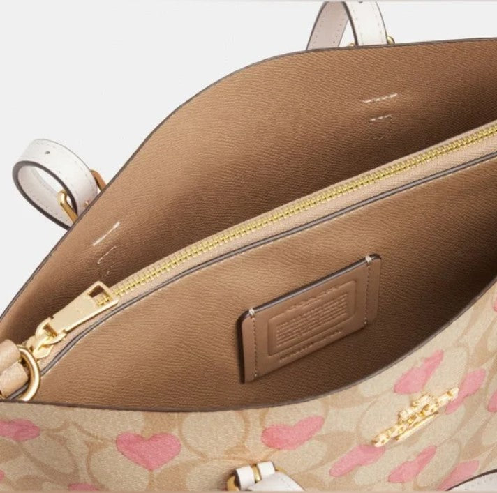 New! 💕💕Coach Mollie Tote 25 In Signature Canvas With Heart Print